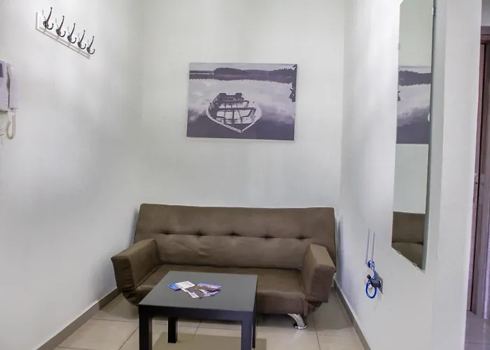 Lak Peristeri Homes 50M From Metro Station